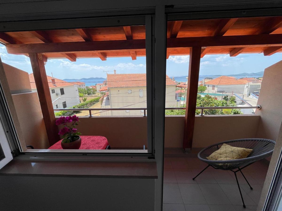 Apartments Iva Pakoštane Екстериор снимка