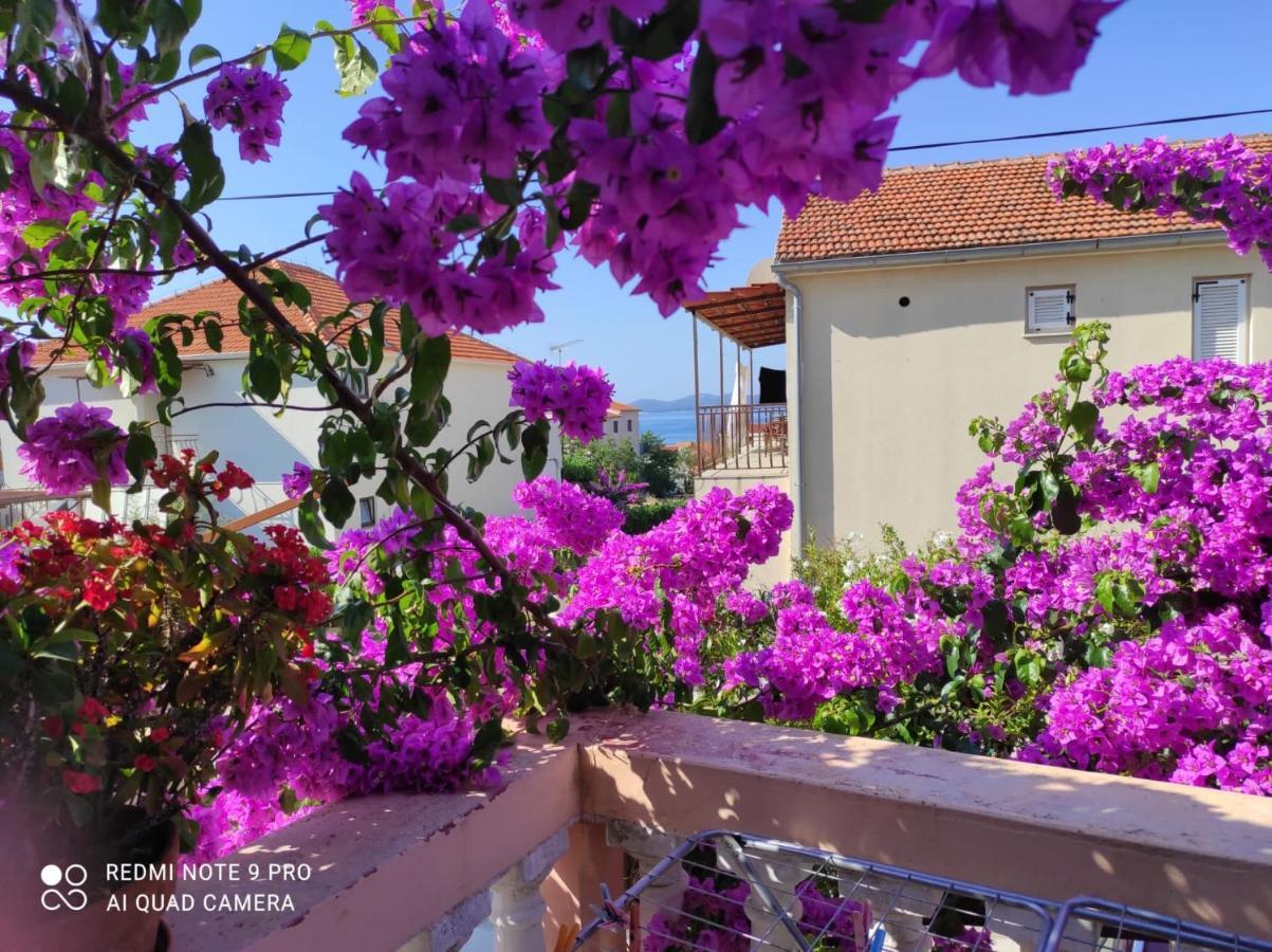 Apartments Iva Pakoštane Екстериор снимка