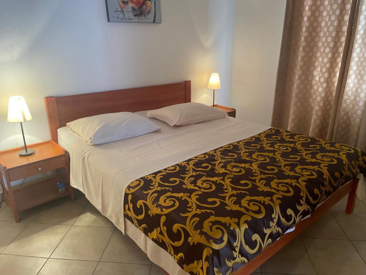 Apartments Iva Pakoštane Екстериор снимка