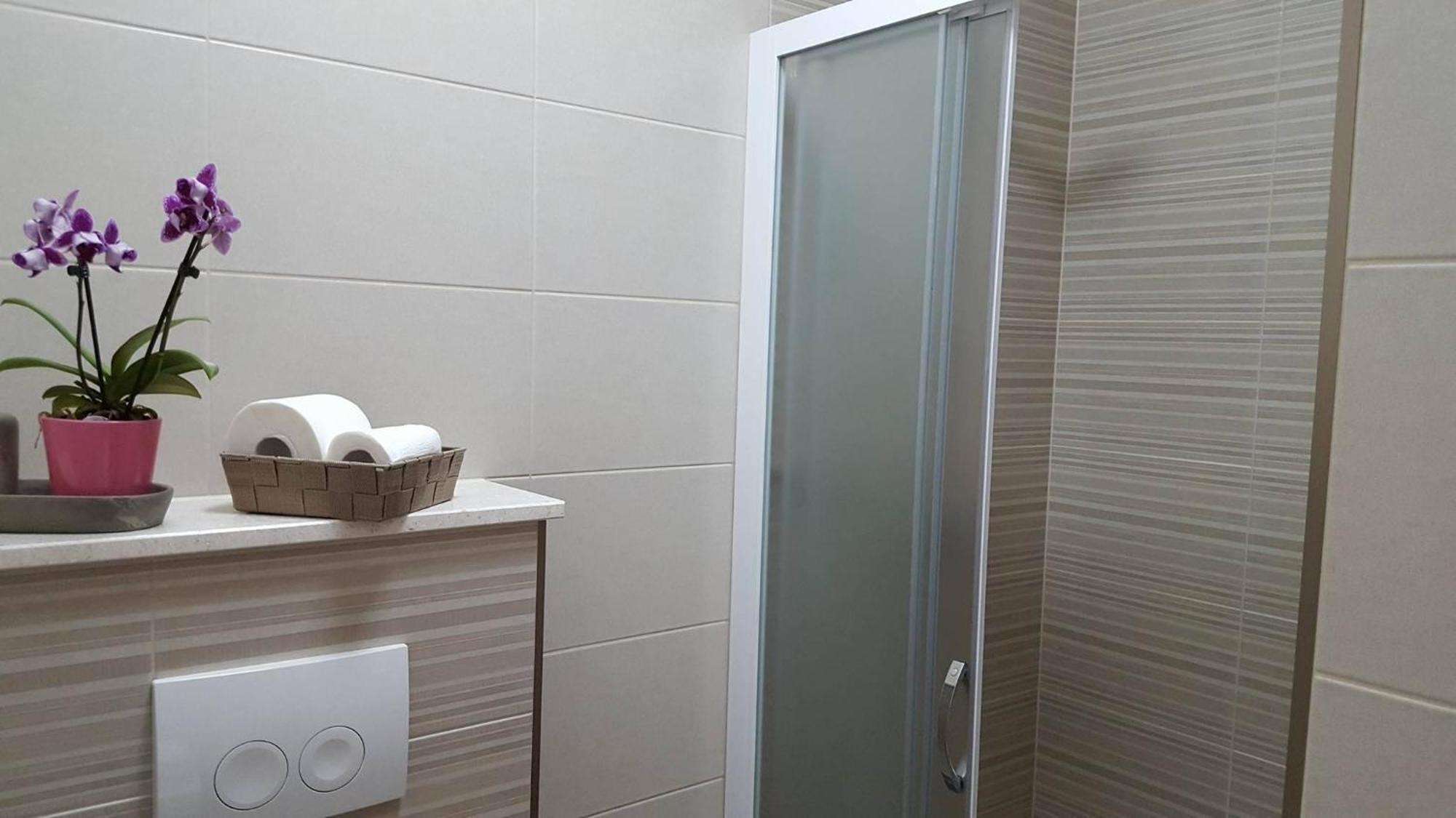 Apartments Iva Pakoštane Стая снимка