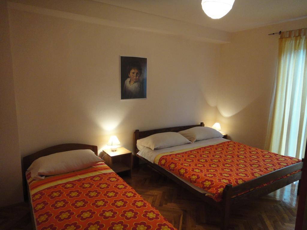 Apartments Iva Pakoštane Екстериор снимка