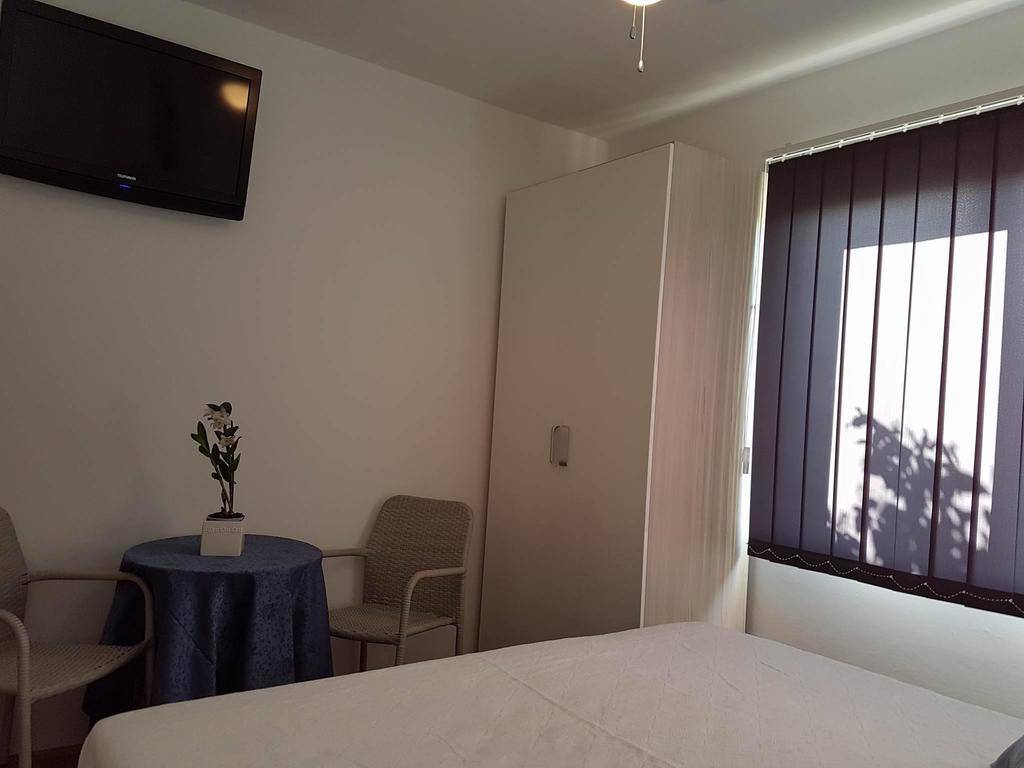 Apartments Iva Pakoštane Екстериор снимка